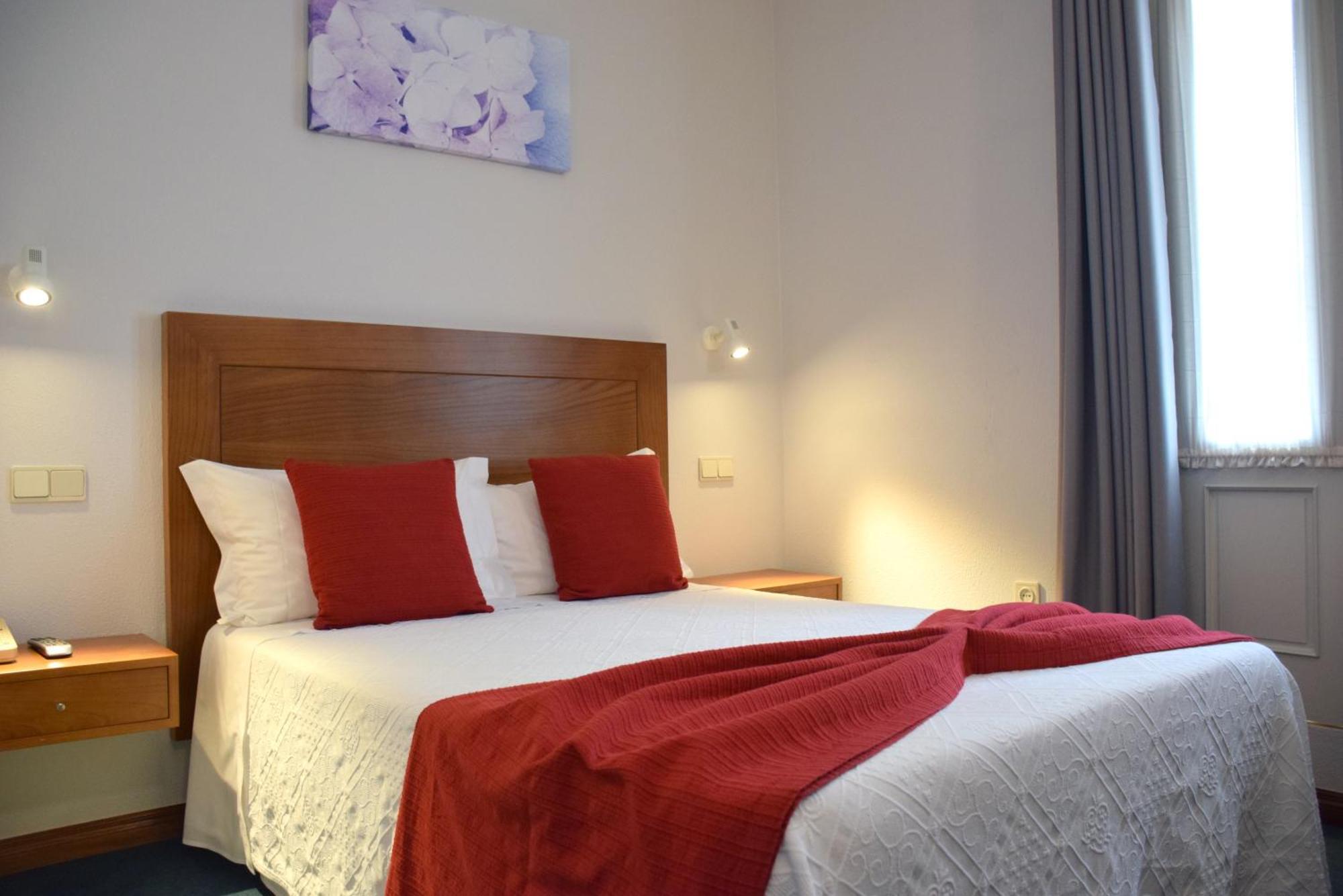 Lusitana Hotel Порто Стая снимка