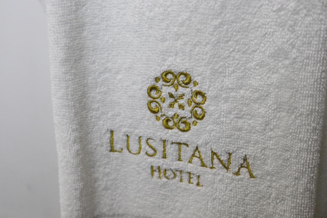 Lusitana Hotel Порто Екстериор снимка